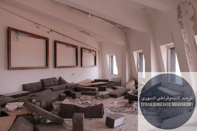 🇸🇾 بعد حرق قبر العميد عصام زهر الدين، قام مقاتلي تنظيم هيئة تحرير الشام الإرهابي بتفجير قبره والمتحف الخاص به بشكل كامل.