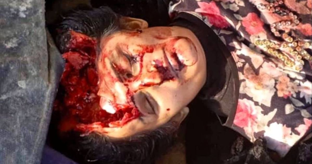 صورة جديدة ظهرت لمجزرة قرية في ريف ، تم إعدام نساء وحوامل وأطفال ورجال بشكل وحشي وفقط بسبب انتمائهم للطائفة .