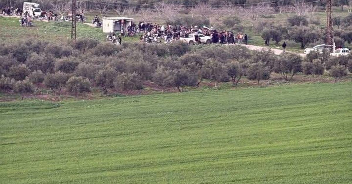 سقيلبية | ريف حماة : تحشيدات جديدة لرجال من بلدة "قلعة المضيق" متجهين للهجوم على مدينة سقيلبية المسيحية.