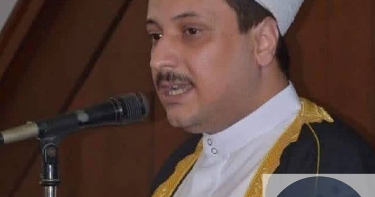الافراج عن الشيخ "علي هلهل" رئيس المجلس العلوي في طرطوس، بعد اعتقاله من مايزيد على شهرين على خلفية خروج العلويين في مظاهرات