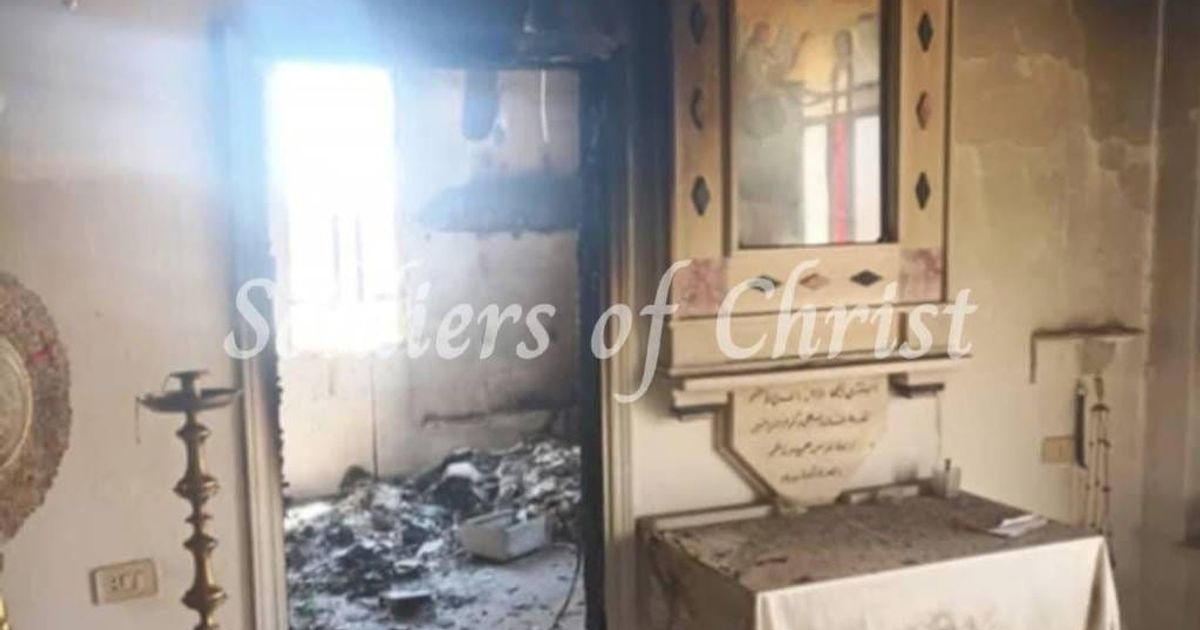 السويداء : عصابات الجولاني التكفيرية تقوم بإحراق كنيسة مار ميخائيل في قرية الصورة الكبيرة بريف السويداء