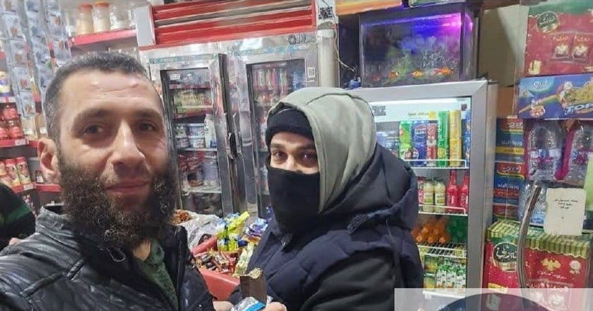 "المجهولين" من "كتيبة الاغتيالات السرية" التي تنفذ عمليات الخطف والقتل الطائفي في مدينة حمص، والذين يعملون لدى ميلشيات الأمن العام الإرهابية.