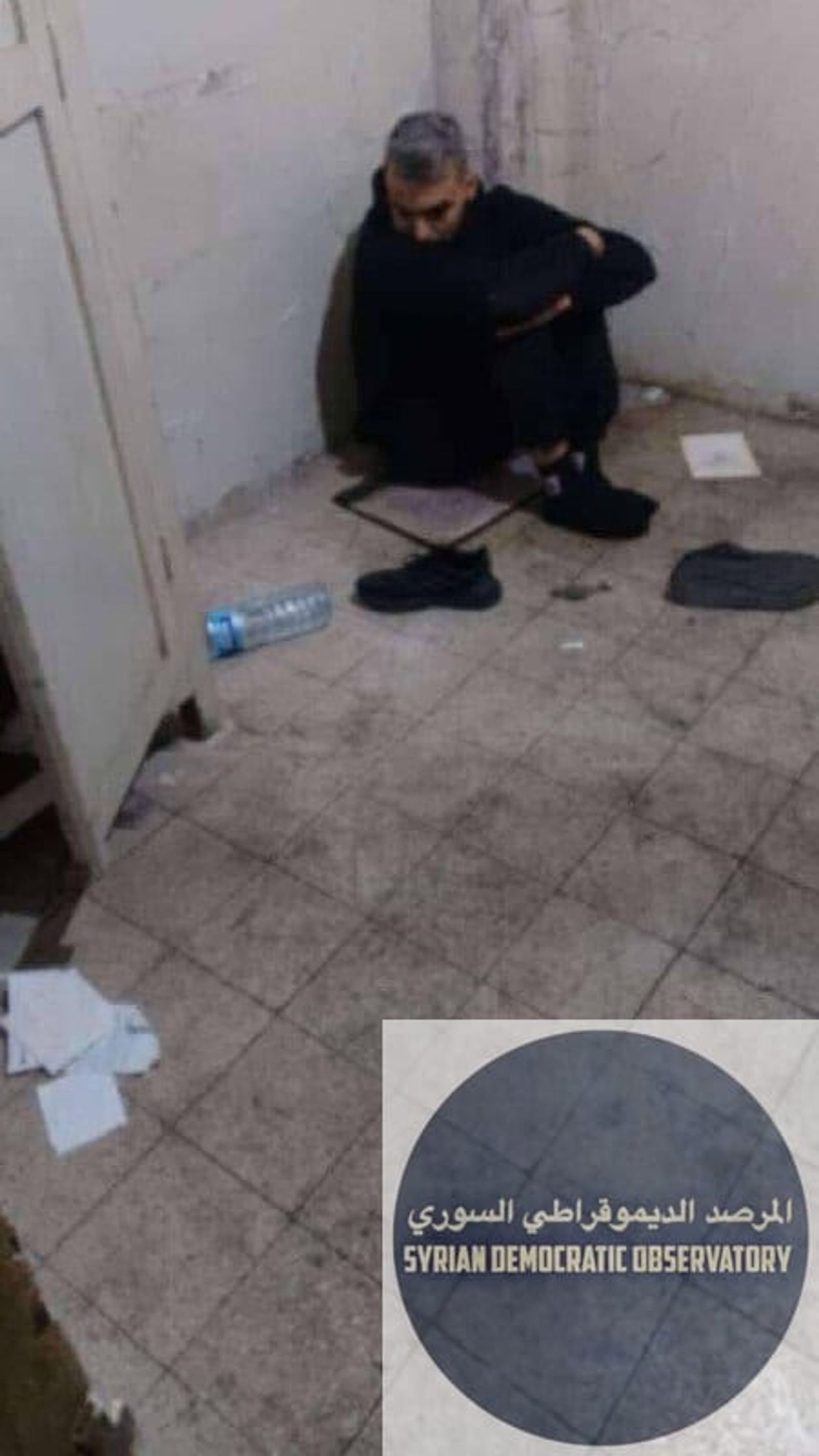 بعد اختطاف الشاب "يحيى السلكي" من قبل ميلشيا وتحديداً من قبل كتيبة (سابقاً شهداء تلكلخ) منذ أيام وبعد تعرضه للتعذيب طوال تلك المدة ووضعه بظروف مذلة استطاع هذا الشاب الهروب منهم .