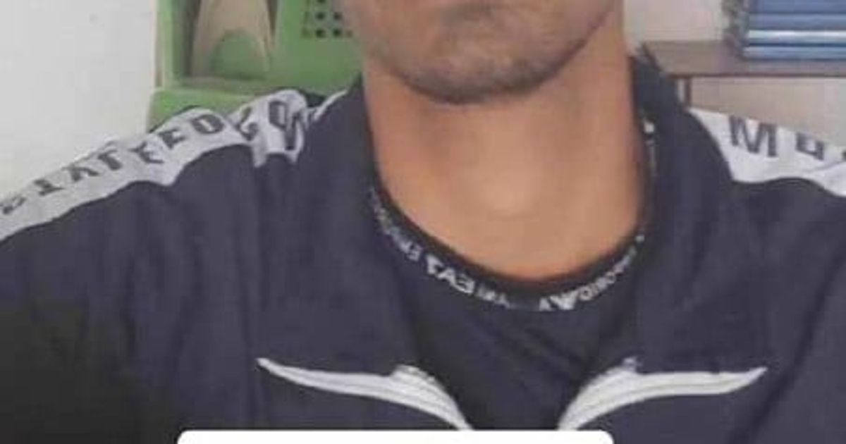 ميلشيا ( ) تقتل الشاب "شادي الخضر " العمر 24 عاماً في منزله في حي في مدينة في محافظة حماة.