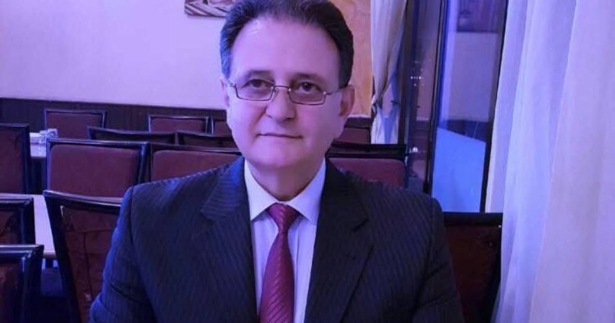 اعتقال دكتور جامعي بسبب انتقاده لنظام الجولاني في مقابلات إعلامية