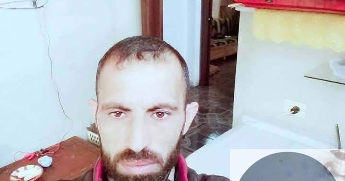 اختطاف الشاب "وائل ابراهيم أحمد" من سكان حي الورود في مدينة ، ليل أمس من أمام منزله من قبل عناصر من ميليشيا ولامعلومات عن مصيره حتى الآن، ينتمي الشاب للطائفة .