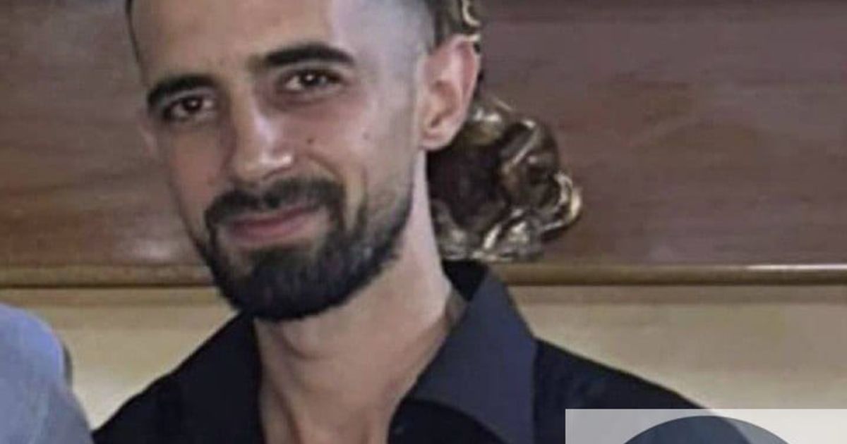 اعتقل مجد علي خلوف من قبل الأمن العام في أحد شوارع اللاذقية بتاريخ 09 آذار /مارس.
