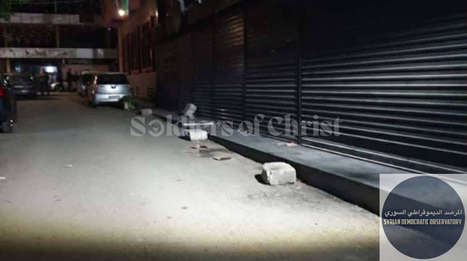 تشميع مطاعم واغلاقها، واعتداء على روادها بسبب تقديمهم للمشروبات الكحولية بحي مسيحي في