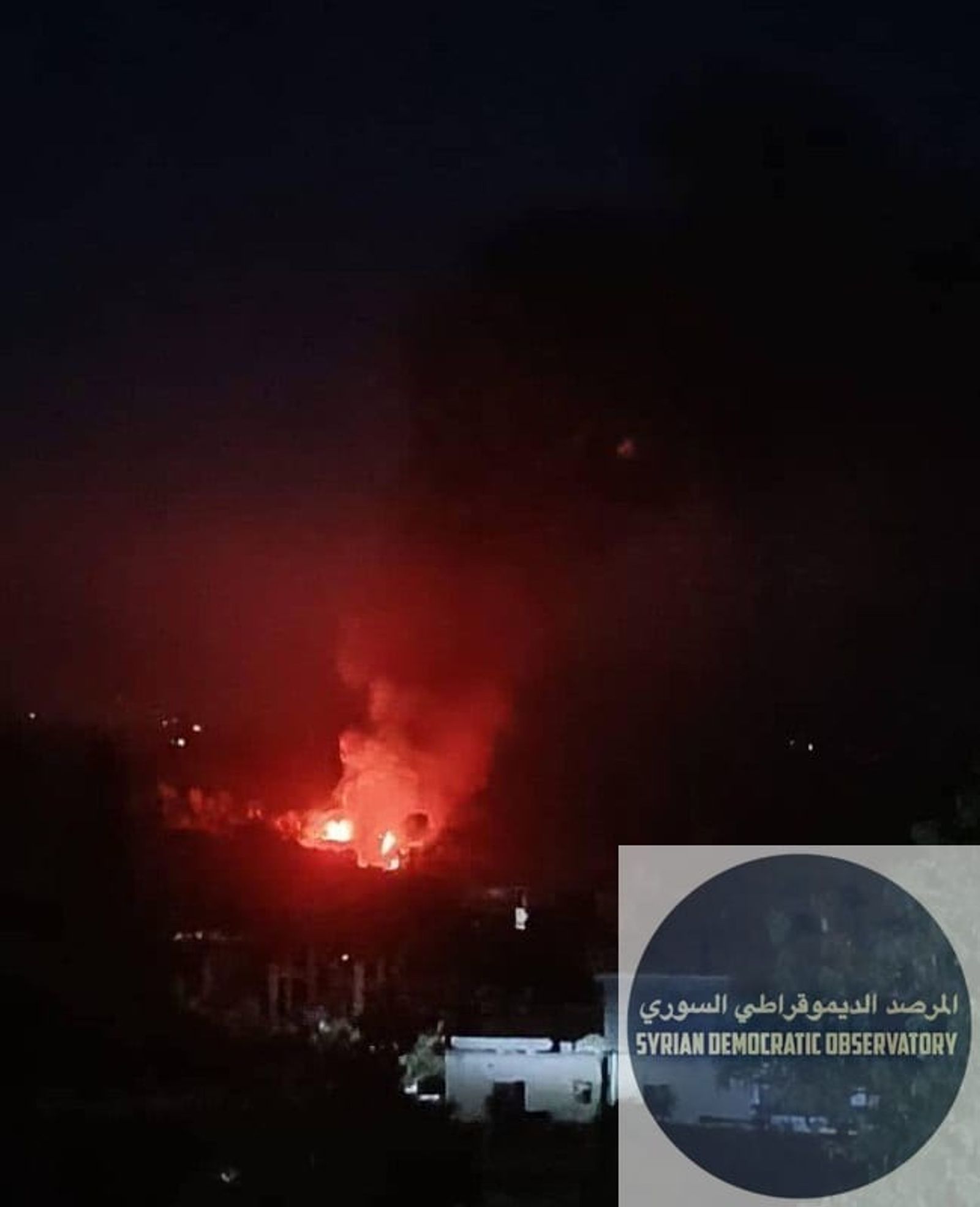 الاستهداف الجوي لمقر اللواء 107 بريف جبلة هو استهداف اسرائيلي، ويأتي بعد أيام من تعيين كتيبة جديدة من فصائل تنظيم هيئة تحرير الشام الإرهابي في مقر اللواء الذي كان فارغاً.