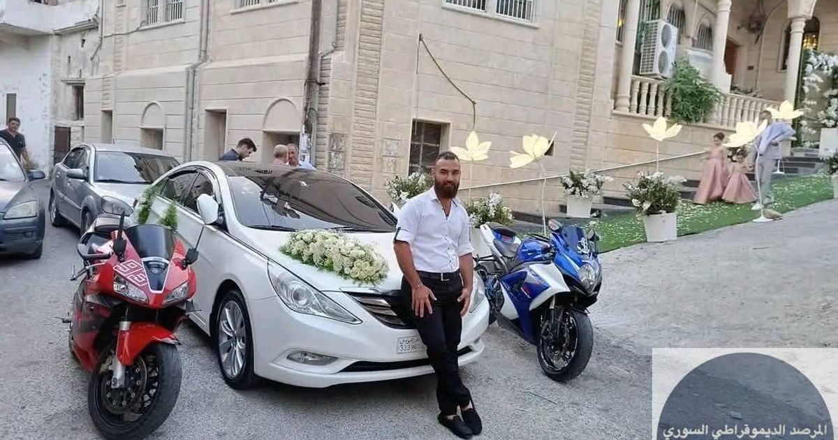 استشهاد الشاب "جوني جودت الصايغ"، مسيحي، بعد قنصه اليوم في مدينة بانياس أثناء تنقله على دراجته النارية مع خطيبته، يرجح أنه قنص لأن خطيبته لاترتدي الحجاب وهذا أصبح سباباً كافي لتقتل في سوريا