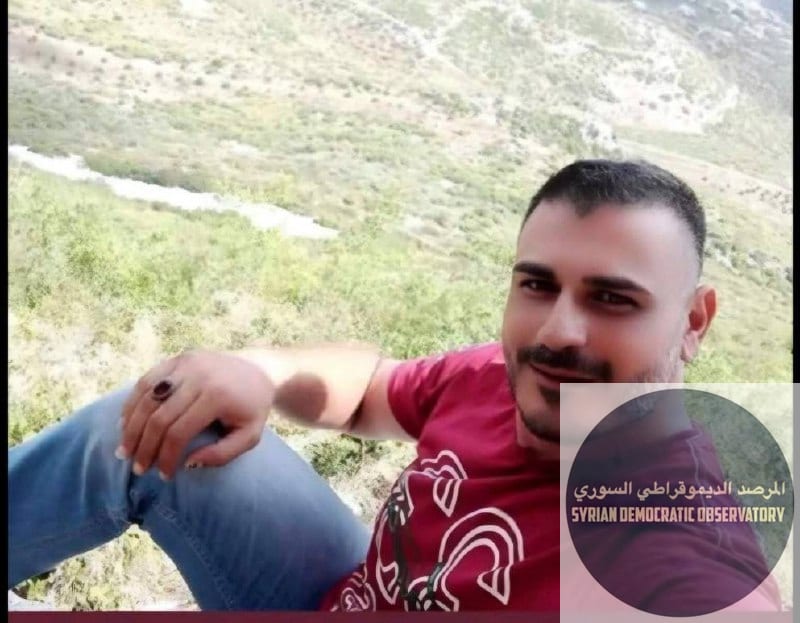 تعديل للخبر السابق ، تواصلت معنا عائلة الشاب علي حمدان و وضحوا وجود التباس بينه وبين شاب آخر من نفس المنطقة ويحمل نفس الاسم، الصورة الصحيحة هي المرفقة مع هذا المنشور