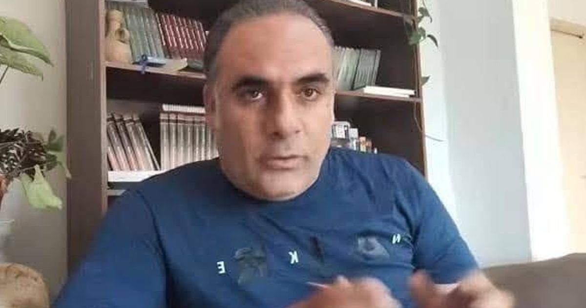 اغتيال صحفي علوي داخل منزله في ريف محافظة