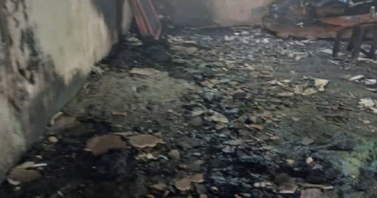حرق مقام ديني للطائفة العلوية في ريف حمص