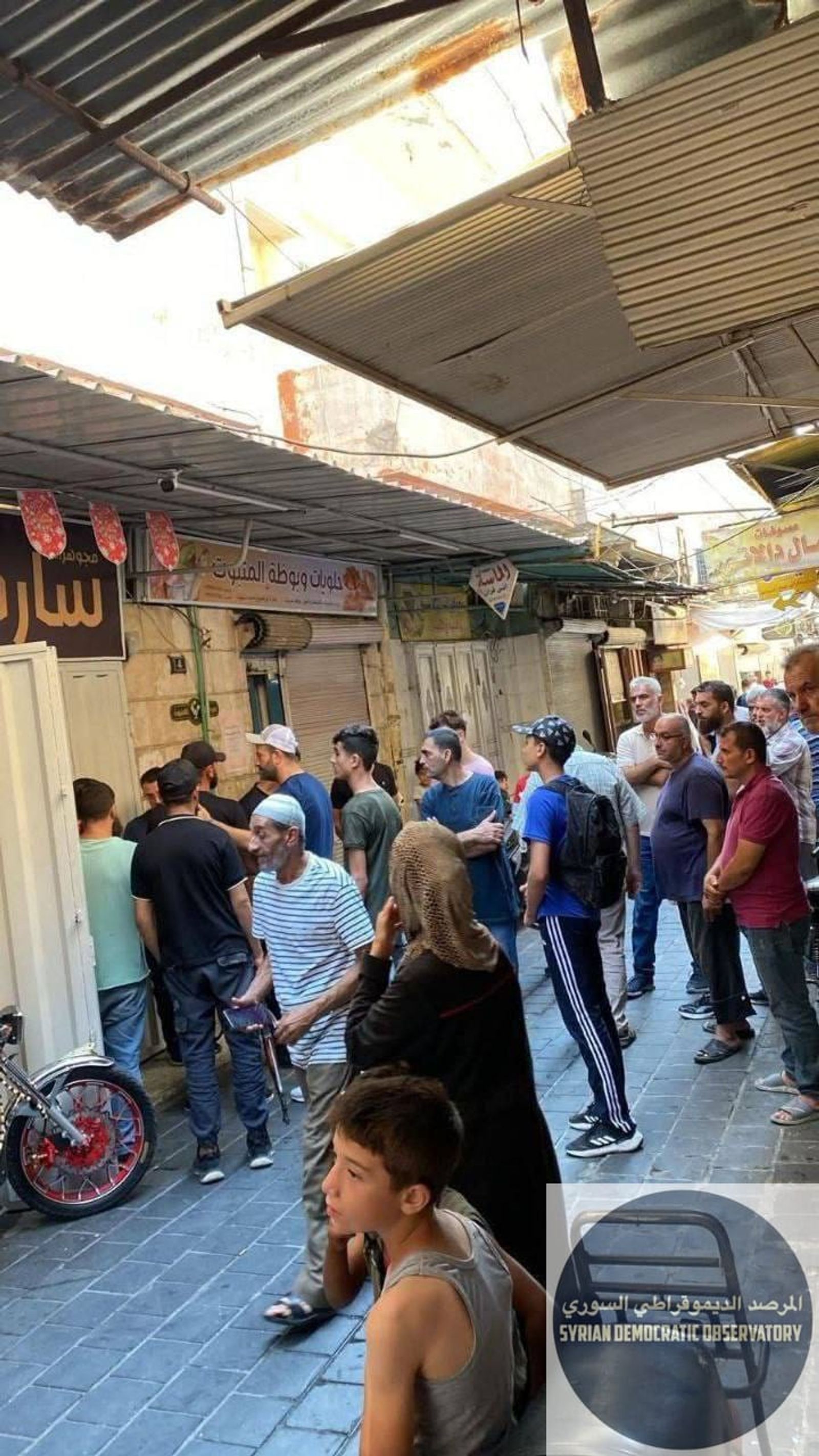 عملية سطو مسلح وضح النهار في جبلة