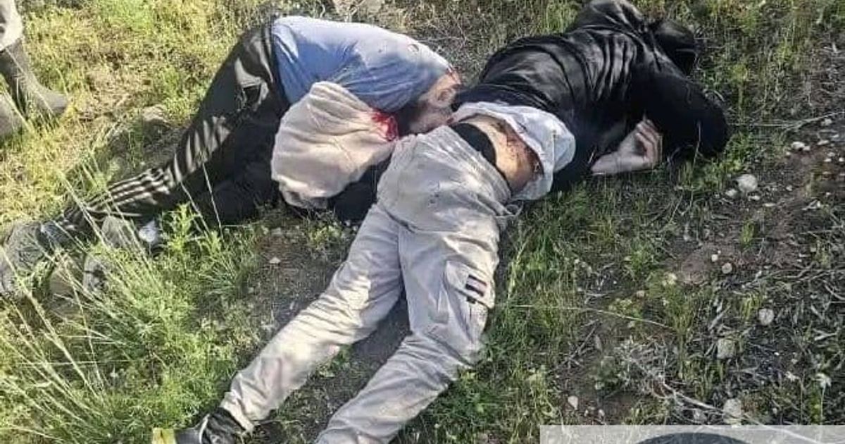 🇸🇾 مقتل الشابين"يوسف عيسى" وصهره "محمد ورد"على يد عناصر يتبعون نظام الجولاني الجهادي رمياً بالرصاص، ومن ثم قاموا برمي جثامينهم في منطقة تلة الخضر في .