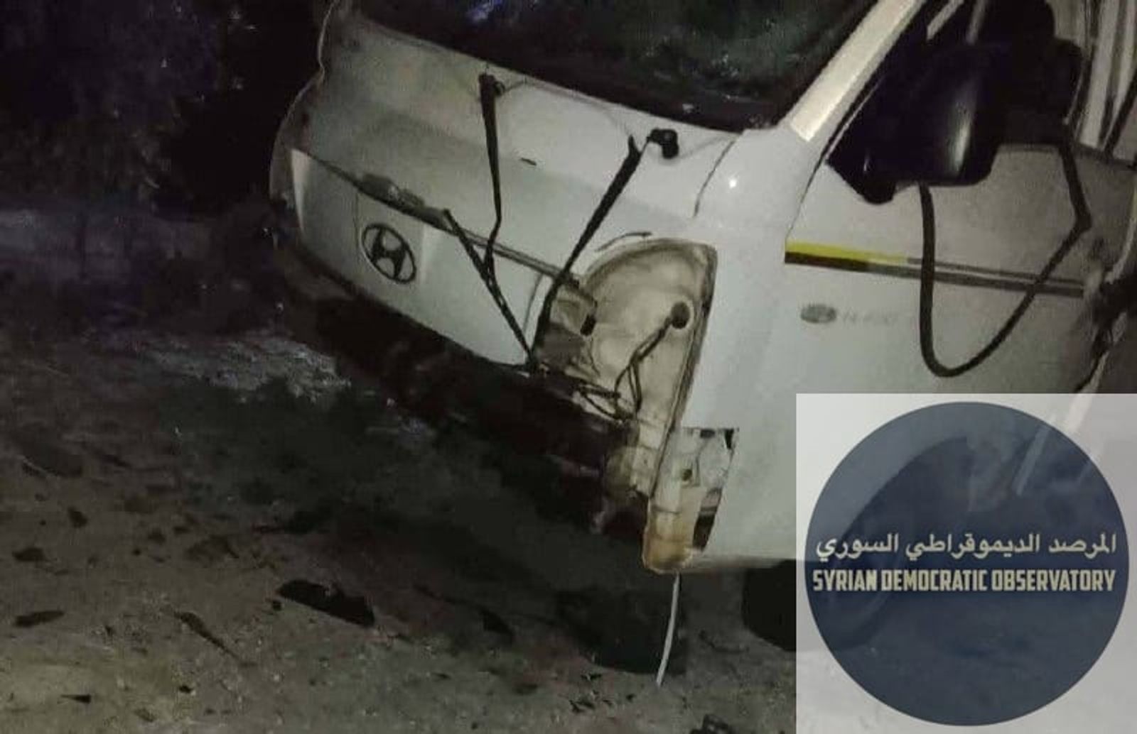 سهل الغاب | قرية البارد: مسلحون قاموا بزرع عبوة ناسفة أسفل سيارة من نوع هونداي بورتر تعود للسيد "فاطر سلوم" من أبناء الطائفة المرشدية، مما أدى لانفجارها أمام منزله في قرية البارد الساعة 2 بعد منتصف ال