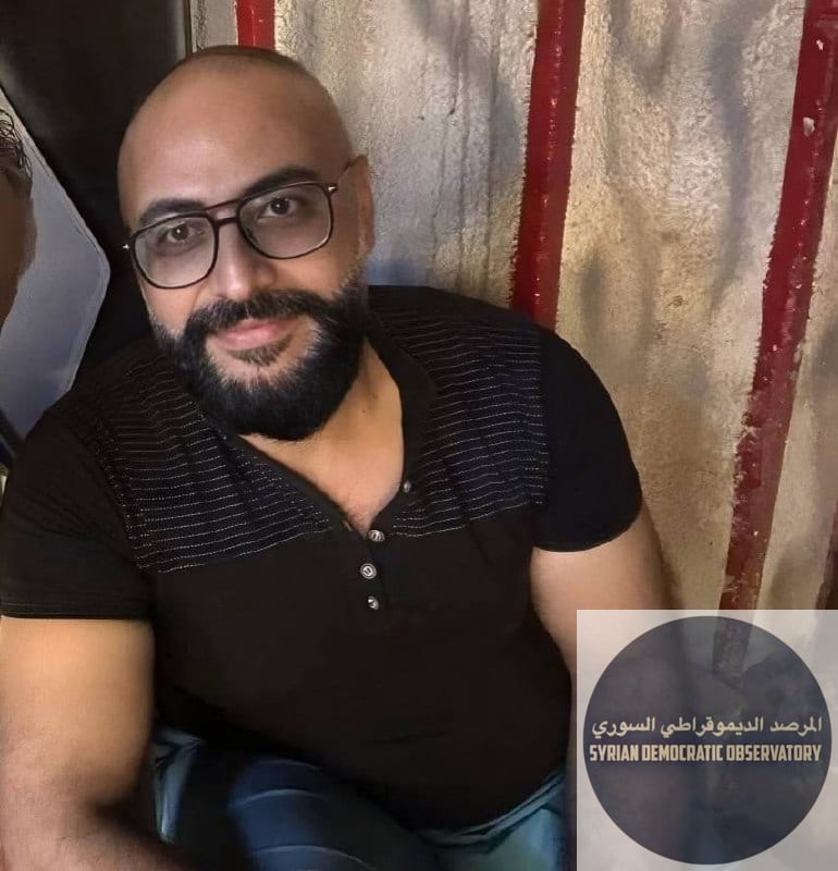 حمص: الشهيد علي بسام زيود، والذي قتل يوم أمس 6 تشرين الأول/أكتوبر، أمام محله التجاري في حي عكرمة القديمة بمدينة حمص.