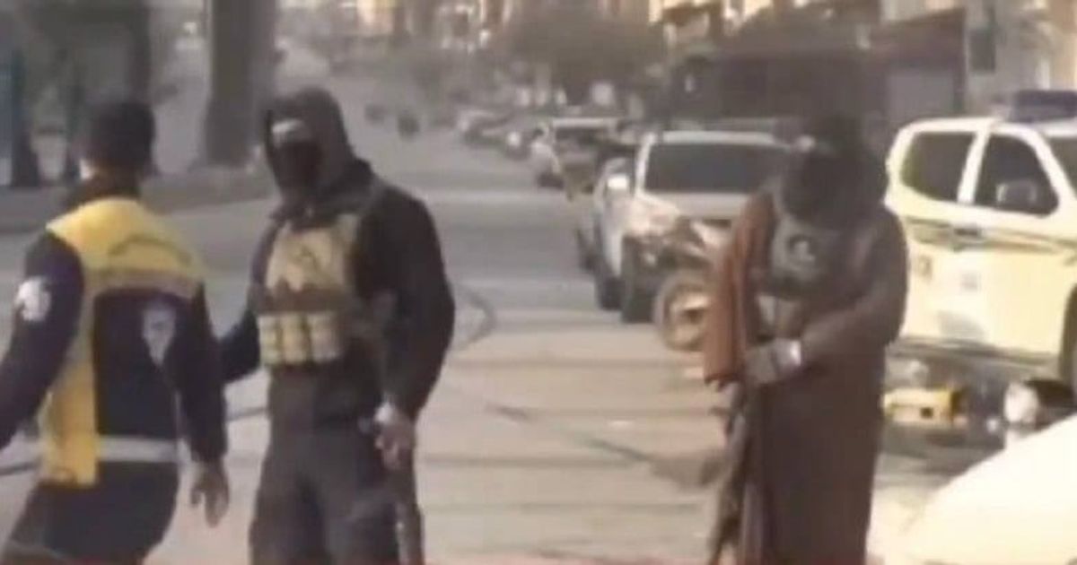 مباشر على قناة الجزيرة المطبلة لسلطة الجولاني الأرهابية: