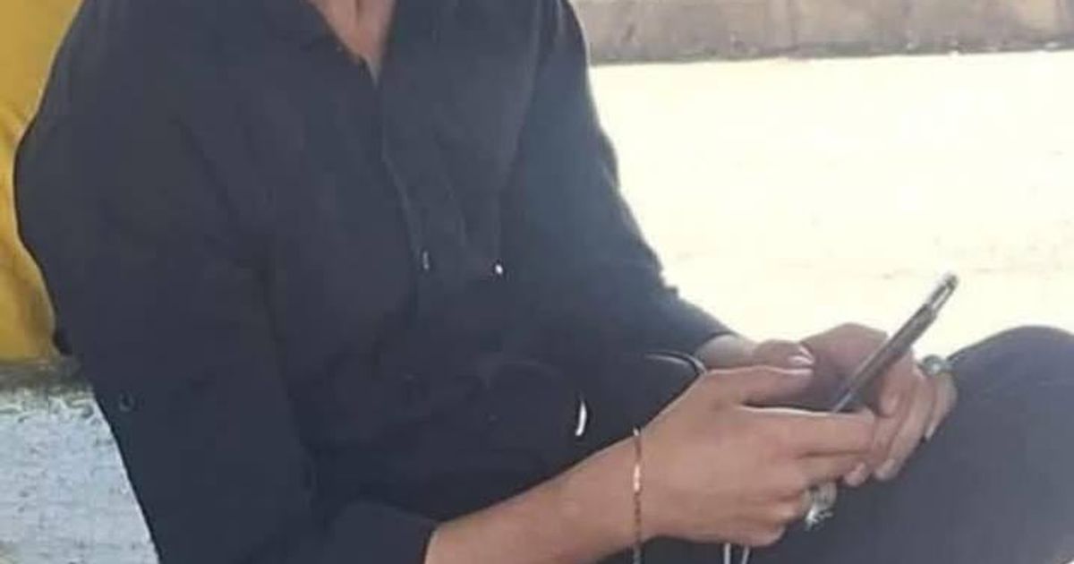 استشهاد الشاب " ابراهيم محمد" منذ حوالي ساعتين جراء إطلاق نار عليه من قبل الأمن العام الجهادي على مفرق كرتو في مدينة طرطوس.