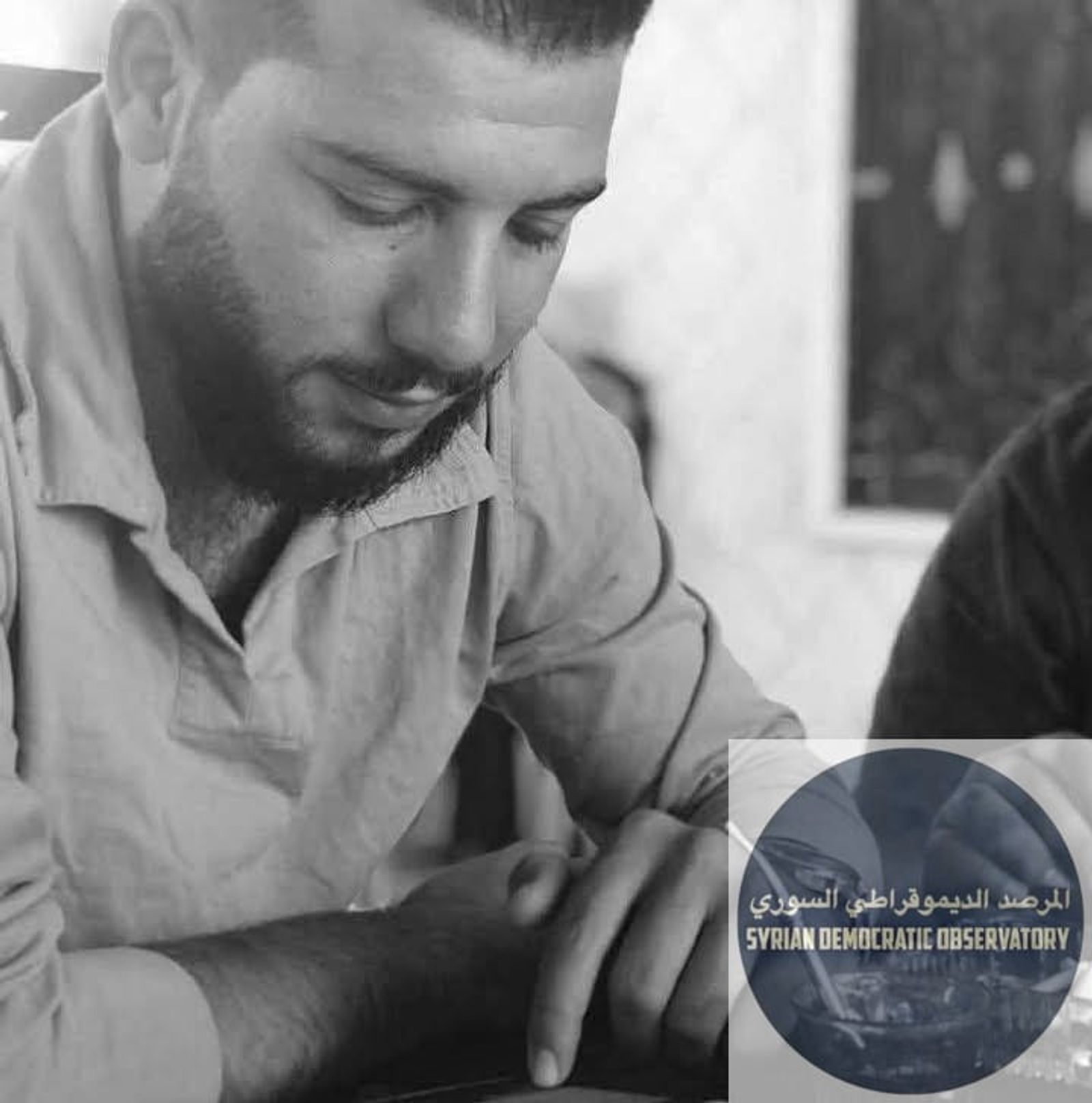 عناصر من ميليشيا تختطف الشاب "يزن عبد الله ابراهيم" يوم أمس في قريته قرب بلدة ، محافظة حماة، أمام مرأى من الأهالي ولامعلومات عن مصيره حتى الآن .