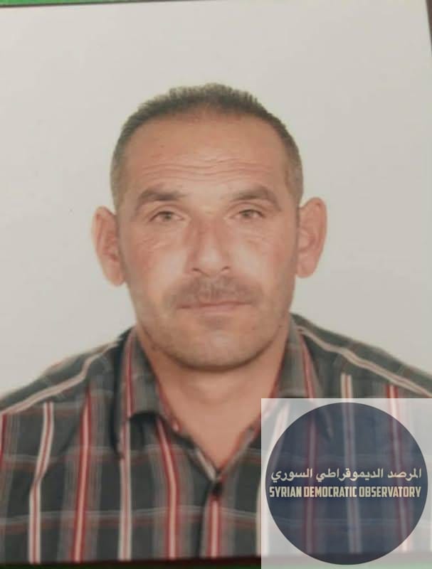 حمص: فُقد الاتصال بالسيد عيسى فندي، من بلدة خربة التين بريف حمص العربي قبل خمسة أيام أثناء توجهه إلى سوق الهال في طرطوس عبر طريق حمص-طرطوس، ولم ترد أي معلومات عنه منذ ذلك الحين، وقد تلقى ذووه ردوداً م