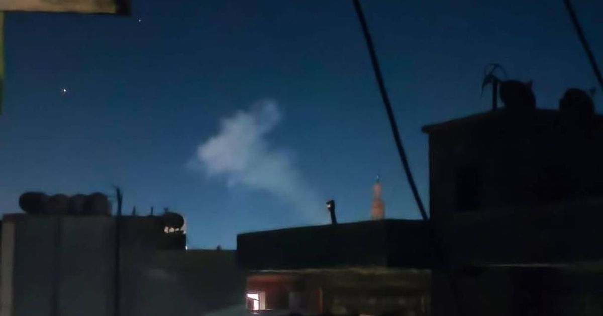 عاجل | قامشلو: أنباء عن سماع صوت انفجارين في مدينة ، والأنباء الأولية ترجح على أنها هجمات من طائرات درون أطلقتها ميلشيات وفصائل الجولاني الإرهابية، في خرق واضح لاتفاق وقف إطلاق النار