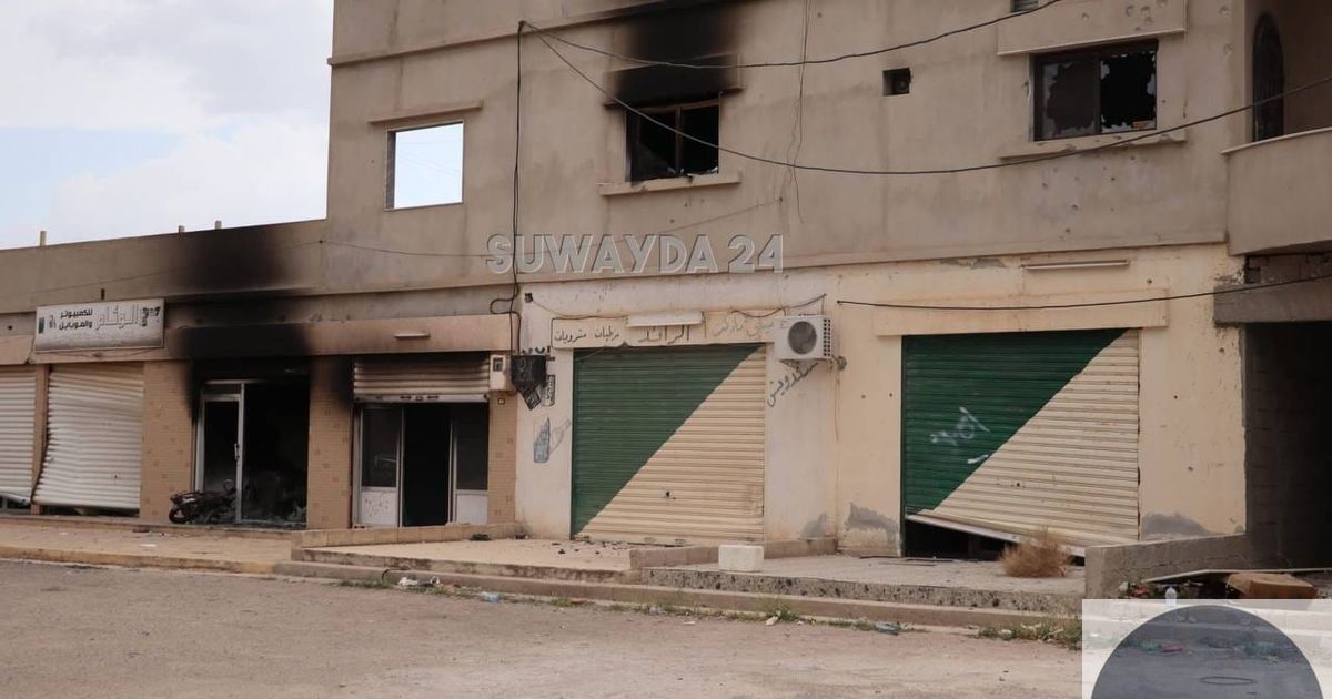 🇸🇾 آثار حرق منازل الدروز في بلدة الصورة الكبيرة بمحافظة السويداء من قبل قوات نظام الجولاني الجهادي، وقد تعرضت منازل كثيراً أيضاً للسرقة والنهب من قبل عناصر تنظيم هيئة تحرير الشام الإرهابي