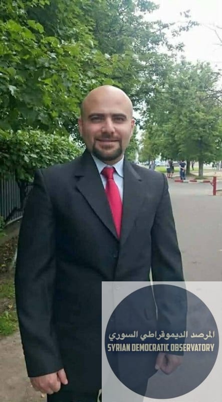 مصادر محلية في : العثور على الشاب المهندس "حازم زغبور" مقتولاً هو وفتاة أخرى بجانبه داخل منزله، في منطقة الرمل الأوسط بمدينة طرطوس.